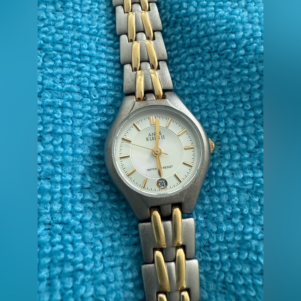 Vintage Anne Klein II Adjustable Two Tone Women's Fashion Watch w/Date